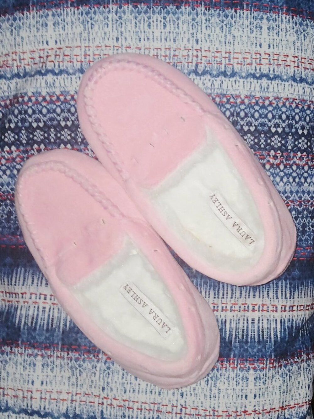 NWOT Laura Ashley 9" Slippers (Girls 3/4)